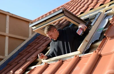 Pose de fenêtres de toit Velux à Vourles
